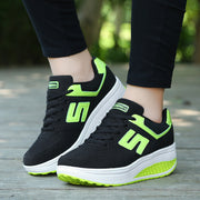Wholesale spring and autumn new women's shoes, leather breathable fashion women's rocking shoes, casual sports shoes, trendy women's shoes